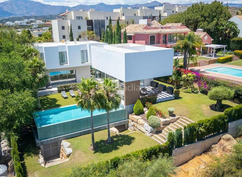 Foto aa3fc9a1-5ba3-451e-9c72-0fce2e3595b8. Lloguer casa amb calefacció aparcament piscina a Benahavís