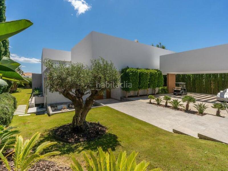 Foto b6304cfe-5e58-4826-8207-397d65ba4354. Lloguer casa amb calefacció aparcament piscina a Benahavís