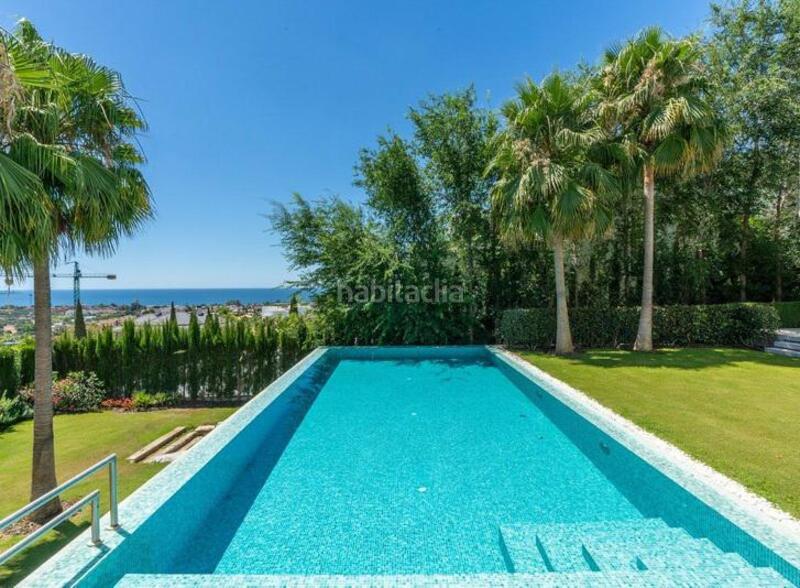 Foto 5416bb15-be5a-423e-8ec1-c1d3b6b19253. Rent house with heating parking pool in Los Flamingos Benahavís