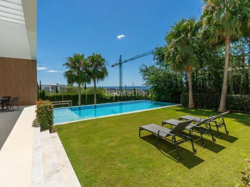 Foto ca6f52fe-0591-4ba6-b07d-18274977ae89. Rent house with heating parking pool in Los Flamingos Benahavís