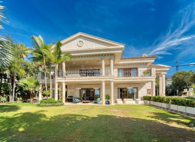 Foto d6169e80-a2c7-46a8-a489-ec3f54c66f54. Affitto casa con parcheggio piscina in Sierra Blanca Marbella