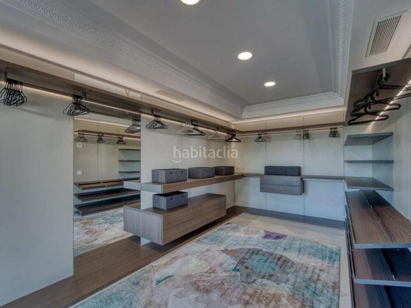 Foto 1b54152b-c665-41a8-9cf7-fc410bb864ce. Rent house with parking pool in Sierra Blanca Marbella