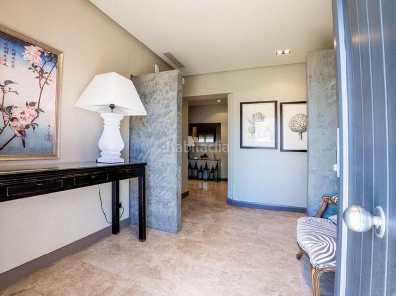 Foto bedd02c5-46dd-4c8d-bee4-b2b721b64581. Miete haus mit parking pool in Centro Estepona