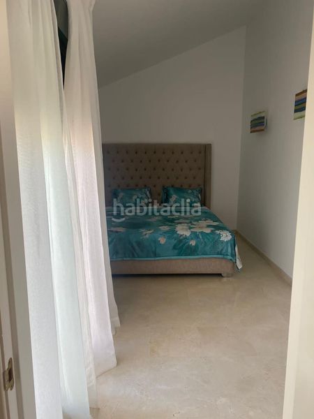 Foto dce6f6db-4b1a-4a88-ab2e-cce69d15e77f. Rent penthouse with parking pool in Guadalmina Alta Marbella