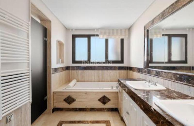 Foto c11d6cfa-380d-4c73-ba07-685caa30fa1d. Appartement in Aloha Marbella