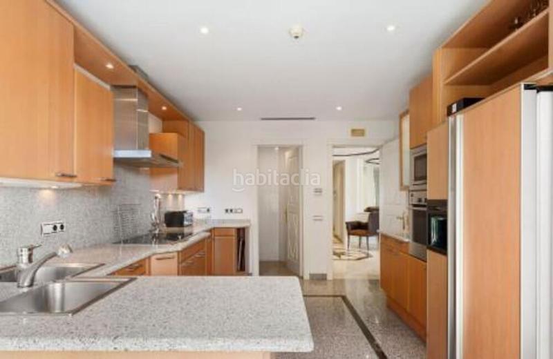 Foto f8076953-5b0d-48ce-a9a2-eb9aa4b1bf28. Appartement in Aloha Marbella