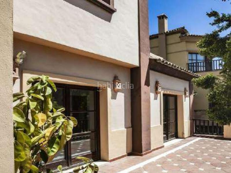 Foto 36dbe4fe-095d-42a2-9f64-5fdf3c749b81. Lloguer casa amb aparcament piscina a Nagüeles Alto Marbella