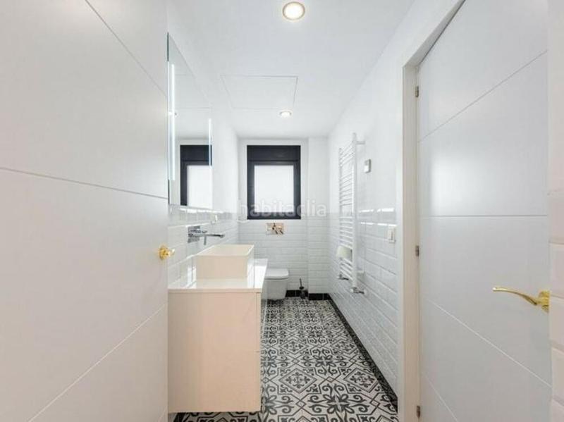 Foto 43ed47cd-17c1-49d7-a991-94dcc315144b. Casa adossada amb calefacció aparcament piscina a Marbella