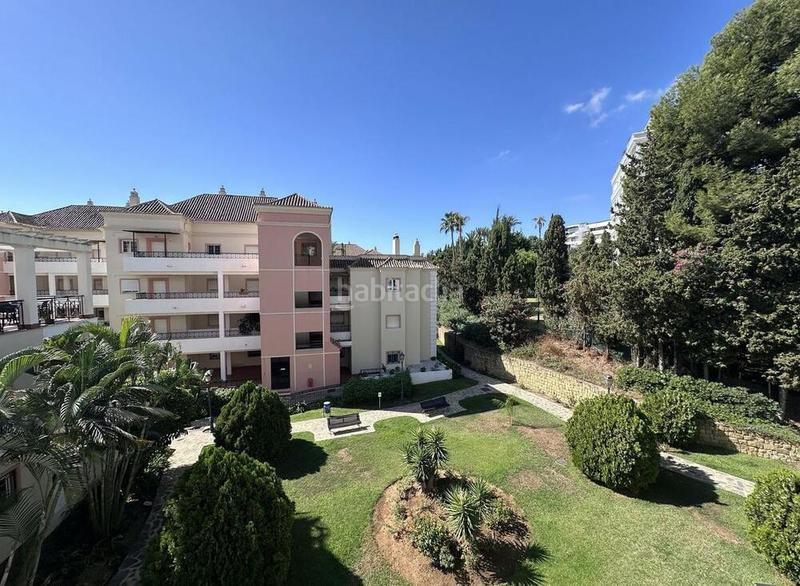 Foto 0f67d540-4b37-44f8-bea4-a345495c667c. Rent apartment with parking pool in Nueva Andalucía centro Marbella