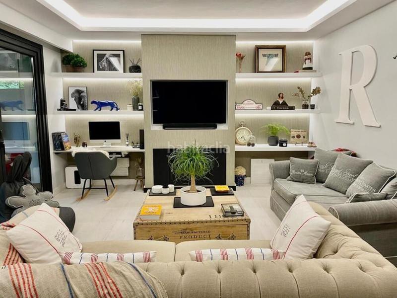 Foto ff9694cf-e5ba-4ad4-b4a2-886fe73a5170. Rent semi detached house with parking pool in Romana Playa Marbella