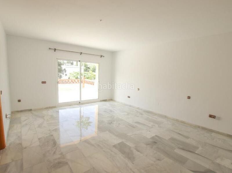Foto ce4b69b1-f317-42bb-8483-5f2632caf0ae. Lloguer casa amb calefacció aparcament piscina a Marbella