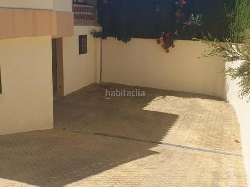 Foto d418248c-7fc2-4a8f-9397-5db812e40b16. Lloguer casa amb calefacció aparcament piscina a Marbella