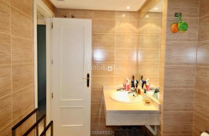 Foto 26a3148a-2820-48b4-9fb2-7a11bb062e95. Apartament amb aparcament piscina a La Dama de Noche - La Alzambra Marbella