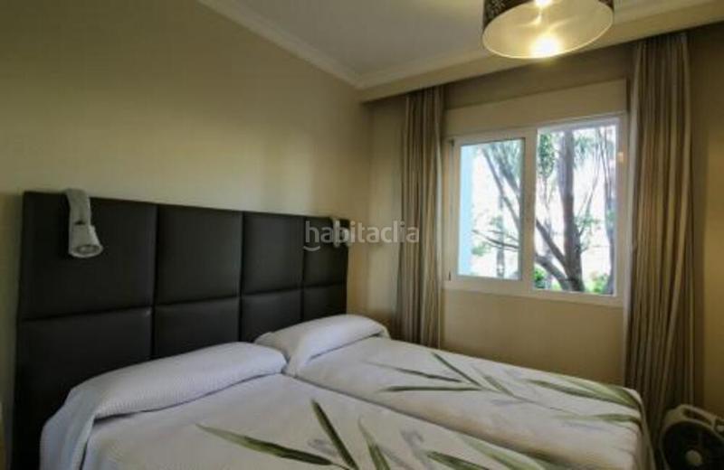 Foto 8afb138c-9424-4511-b122-7070ee68b949. Lloguer apartament amb aparcament piscina a La Dama de Noche - La Alzambra Marbella
