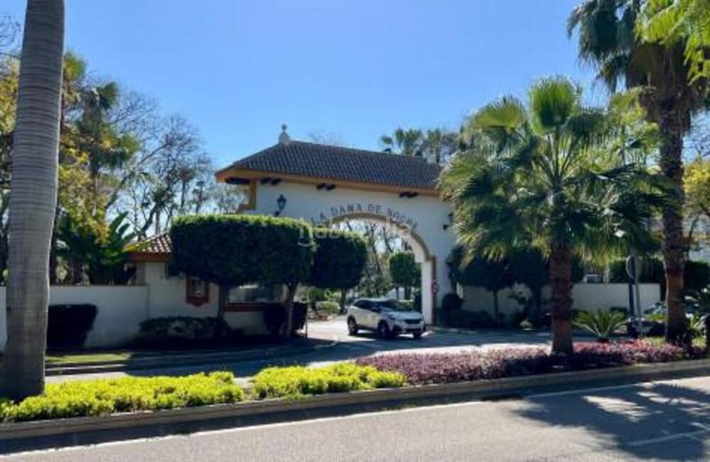 Foto 9becd4d3-4270-4a42-842d-c6a184a27716. Rent apartment with parking pool in La Dama de Noche - La Alzambra Marbella