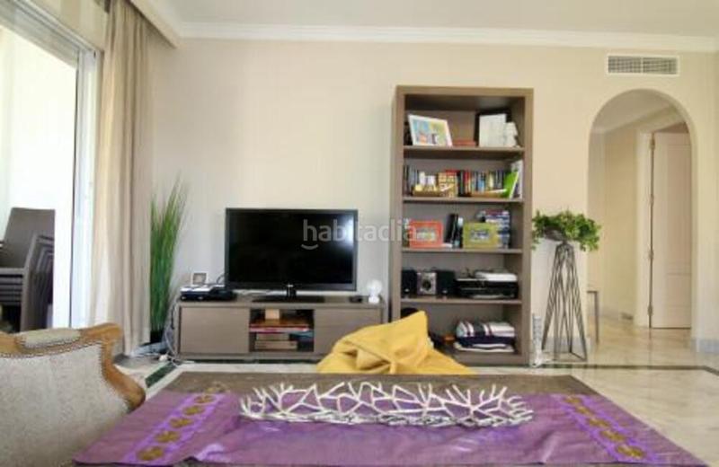 Foto fd6438f3-8851-4e93-91b9-fb2c15a98f46. Miete appartement mit parking pool in La Dama de Noche - La Alzambra Marbella