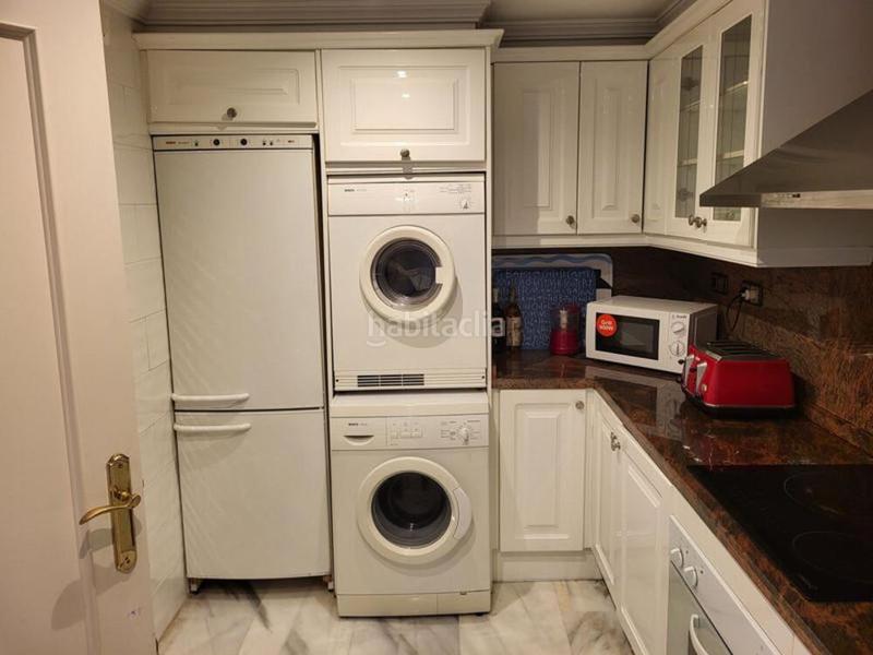 Foto 16041670-4e17-427e-8733-478dbd169b72. Appartement mit parking pool in Los Naranjos Marbella