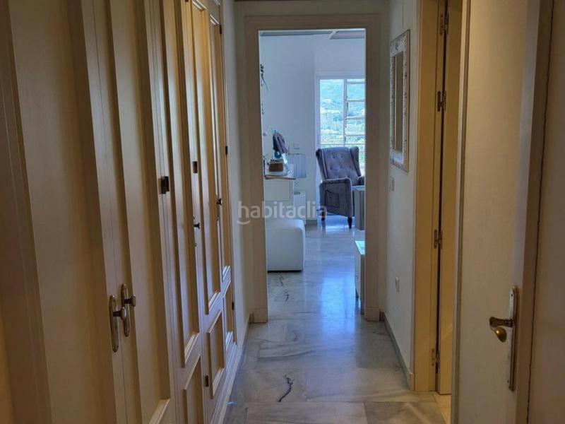 Foto 191d3728-006a-4c25-994f-e2454fb0d2df. Appartement mit parking pool in Los Naranjos Marbella