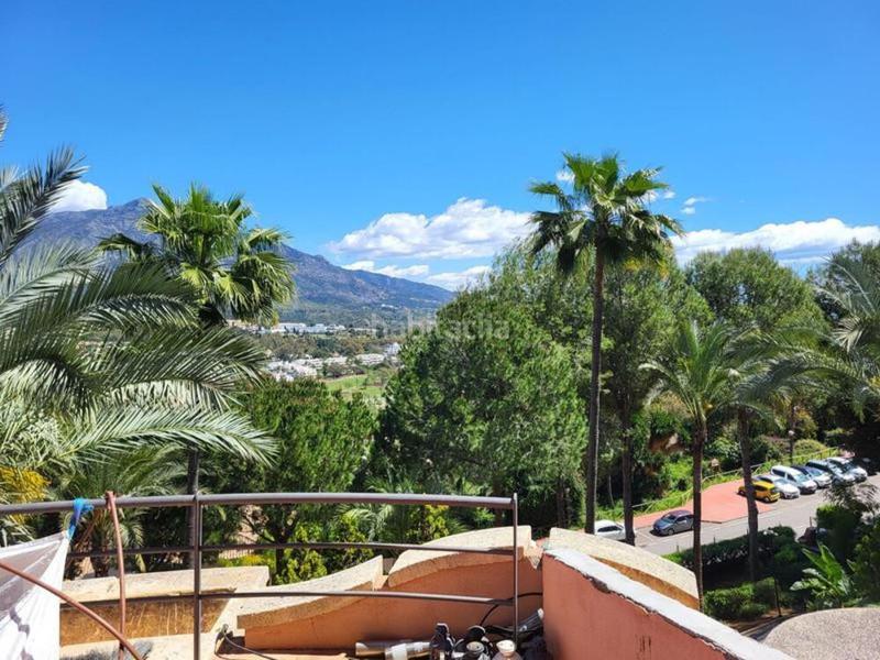 Foto aeaabb42-334a-49dc-901c-581ed79c2611. Appartement mit parking pool in Los Naranjos Marbella