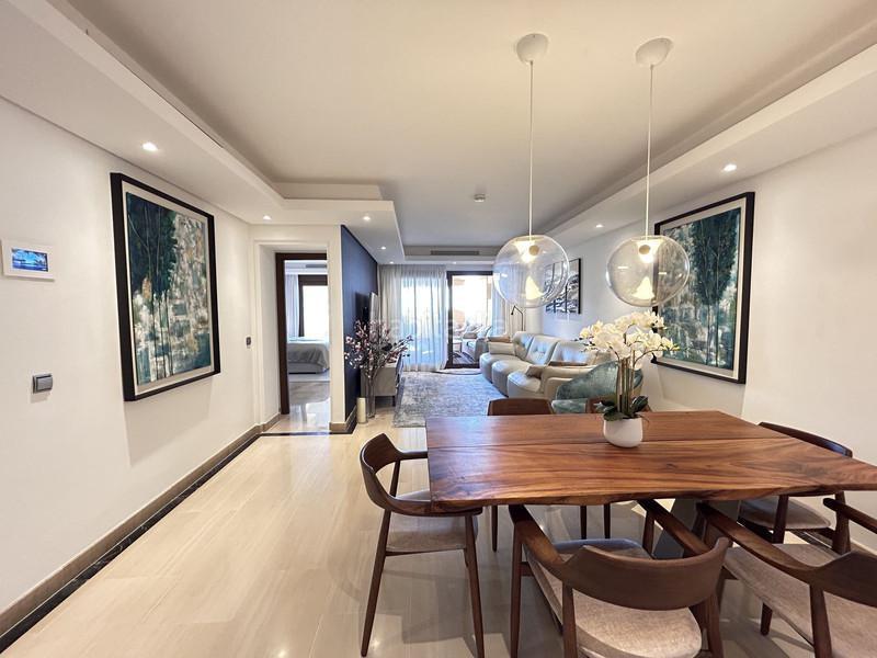 Foto d5e7053b-bfdc-4f8d-a0c6-69763b678feb. Alquiler apartamento lujo en Zona de Punta Plata Estepona