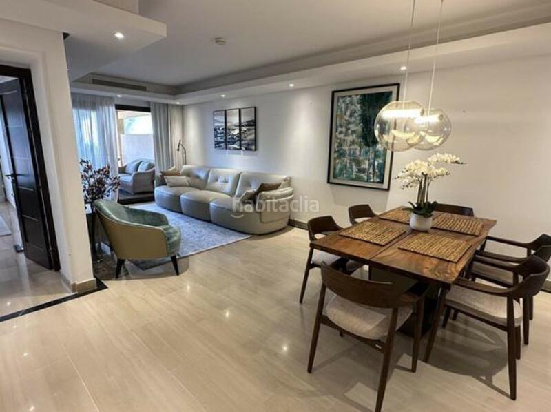 Foto 392f2b6c-3684-42f7-91d5-0da5aff56198. Lloguer apartament amb aparcament piscina a Zona de Punta Plata Estepona