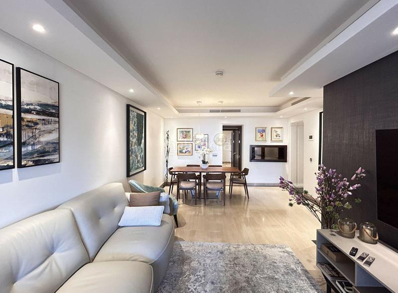 Foto 1a7ce1d6-d04a-44b0-933e-e74588aa4fab. Location appartement avec parking piscine dans Zona de Punta Plata Estepona