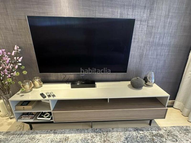 Foto 05169427-145c-4940-aef9-69e57a8bd113. Miete appartement mit parking pool in Zona de Punta Plata Estepona