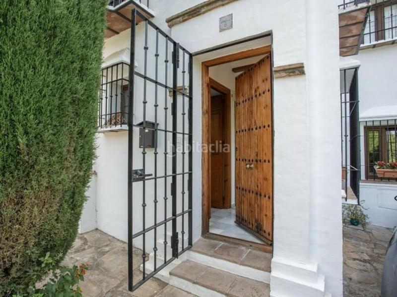 Foto c43f79f5-fada-416a-8844-1431f1ae87a6. Maison jumelée avec parking piscine dans Nagüeles Alto Marbella