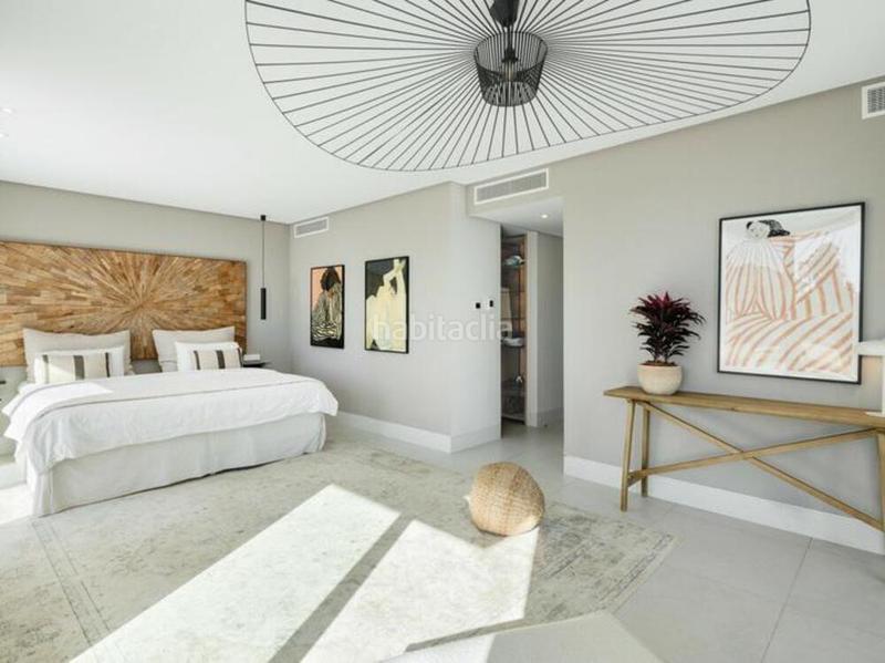 Foto 2062eacc-b907-463d-93ad-7930388f6fc3. Casa amb aparcament piscina a Los Naranjos Marbella