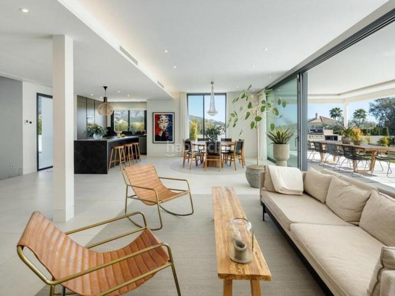 Foto 97c54830-ec4d-4666-88ba-406b5d5aa094. Casa amb aparcament piscina a Los Naranjos Marbella