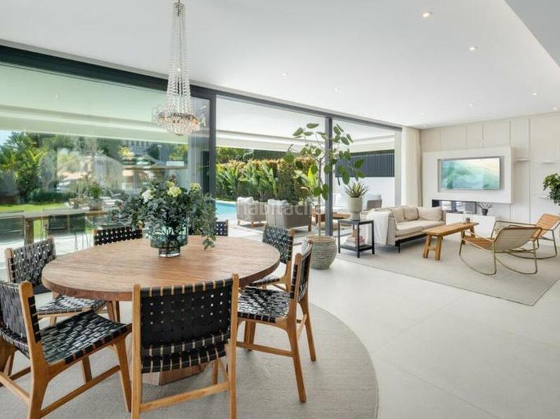 Foto ddfa00bc-6dcf-40b7-9a2a-d383018c3423. Casa amb aparcament piscina a Los Naranjos Marbella