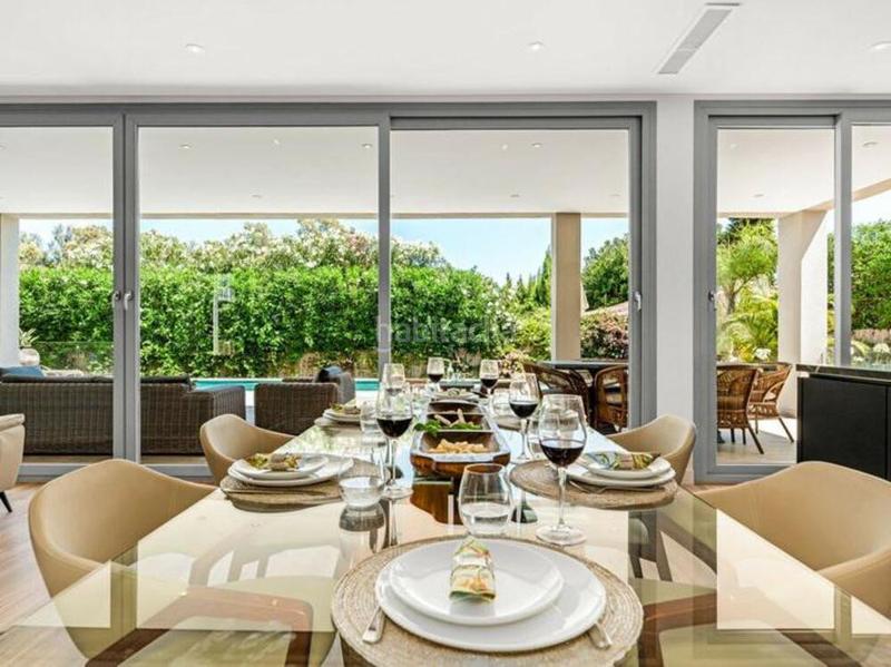 Foto 4700923d-d512-42a7-8209-4ba6a5bf410b. Casa amb aparcament piscina a San Pedro de Alcántara Pueblo Marbella