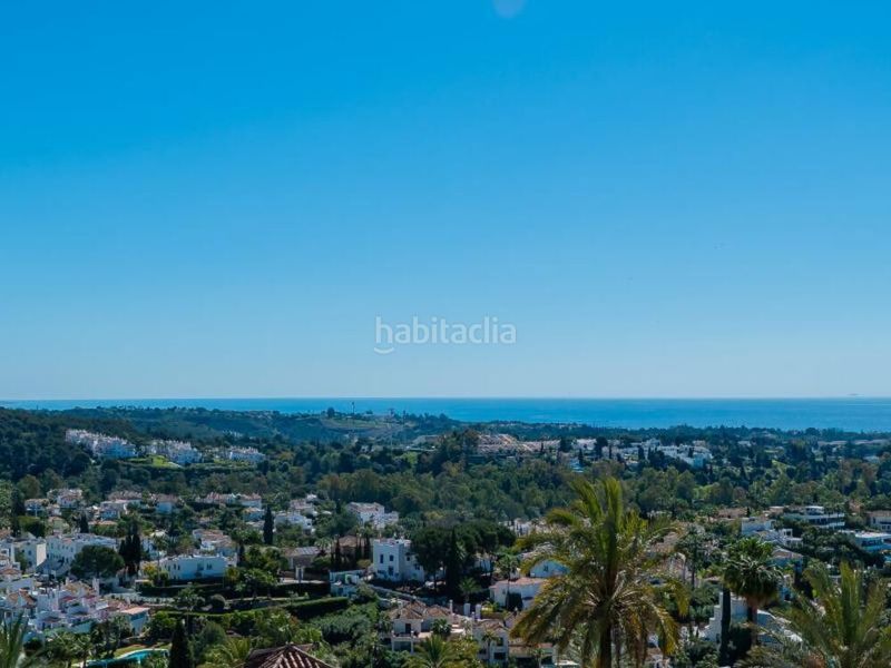 Foto 33af2b7d-1bfe-4519-93ae-f8b18fd8cf2b. Rent penthouse with parking pool in Los Naranjos Marbella