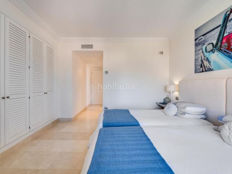 Foto 45341813-7237-4cec-a4c4-177e337be59b. Rent penthouse with parking pool in Los Naranjos Marbella