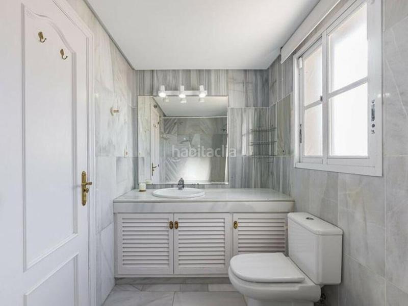 Foto c4b3a860-7c5a-4ee9-9147-35fb8e60d69e. Semi detached house with parking pool in Villacana - Costalita - Saladillo Estepona