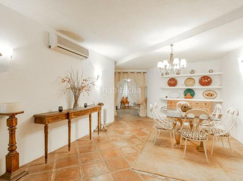 Foto a22d2a92-b6b8-496c-88c5-365469b8e0c7. Rez-de-chaussée avec parking piscine dans Cabopino - Artola Marbella