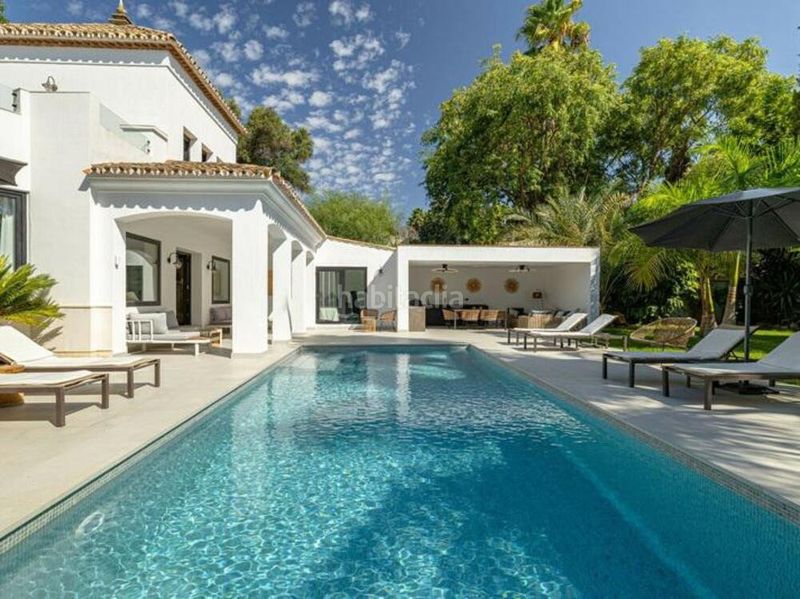 Foto 31c65d40-7c0e-4744-8daf-caf8c8a5a960. Casa amb aparcament piscina a Paraiso - Barronal Estepona