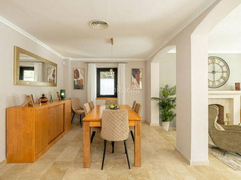 Foto c049afb3-720d-4132-8453-45f1312d0d1c. Casa amb aparcament piscina a Paraiso - Barronal Estepona