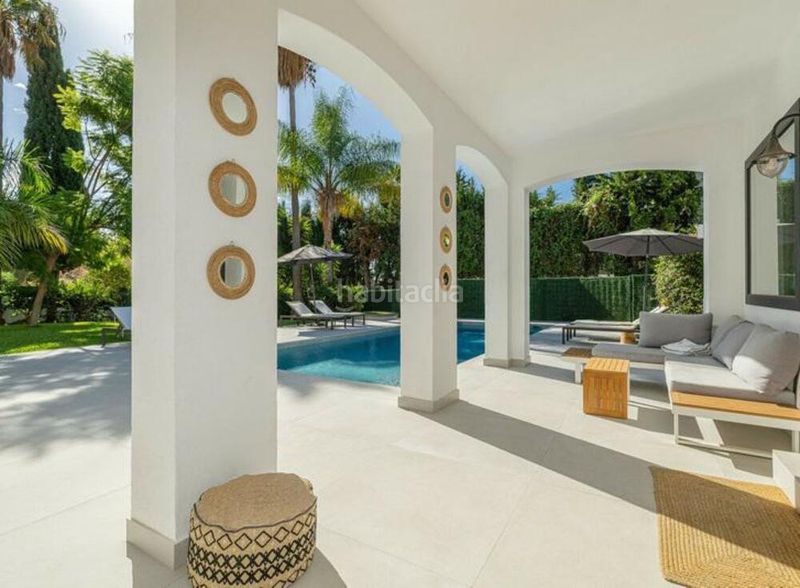Foto f8d6cd75-a939-45de-806c-d1bda0678f77. Casa amb aparcament piscina a Paraiso - Barronal Estepona