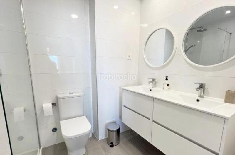 Foto f020e2c4-6c87-4f6a-806e-fb9cd49685f0. Location appartement avec parking piscine dans Puerto Deportivo Fuengirola