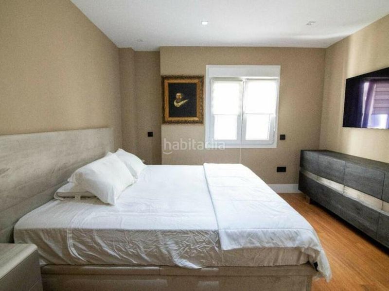 Foto 4299c6e4-5bbe-4590-ad9d-d8fcb1b78f5f. Apartament amb aparcament piscina a Puerto Banús Marbella
