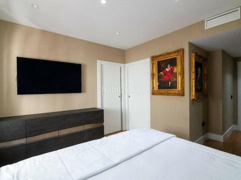 Foto 684d5104-c4b0-4ad8-9d8f-4b341c5337f7. Apartament amb aparcament piscina a Puerto Banús Marbella