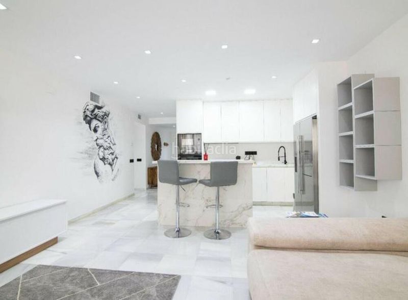 Foto a5f20bfe-5af2-43b8-9e74-a7c7843681a7. Apartament amb aparcament piscina a Puerto Banús Marbella