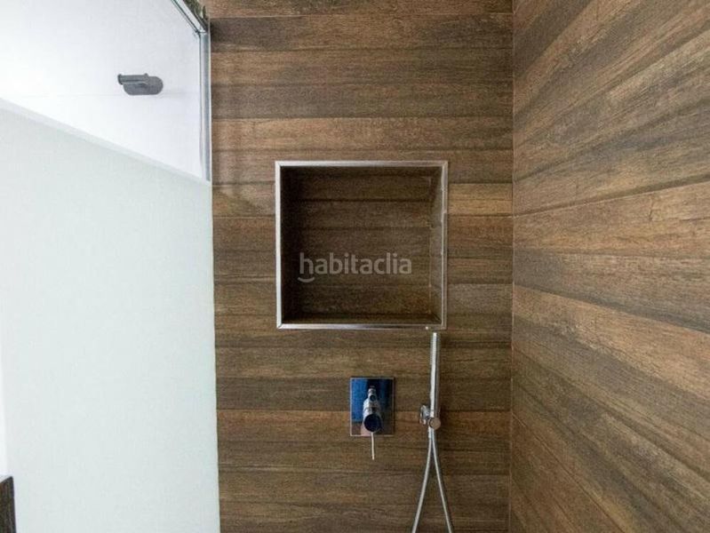 Foto ca88fa71-a5d2-4c96-9240-ca8977ea3249. Apartament amb aparcament piscina a Puerto Banús Marbella