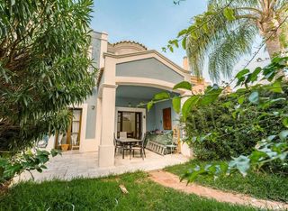 Affitto Casa a schiera in Guadalmina Alta. Adosado familiar en primera línea de golf en guadalmina alta  co
