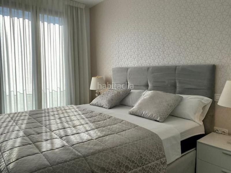 Foto 04aa83ee-f8d4-4bdb-b059-22dd6a197ce0. Lloguer casa amb aparcament piscina a Nueva Atalaya Estepona