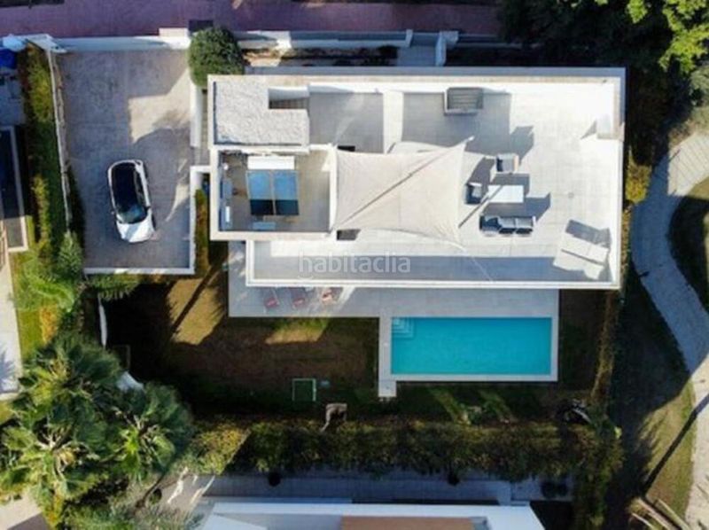 Foto 32b3c3c6-0e4c-4bd5-bde6-7e176bdfcab6. Lloguer casa amb aparcament piscina a Nueva Atalaya Estepona