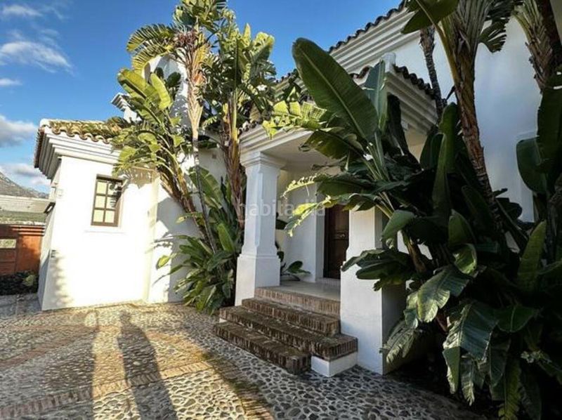 Foto 5665ec2c-7af7-40d7-abbd-f1e15e7ce6ba. Lloguer casa amb aparcament piscina a Puente Romano Marbella