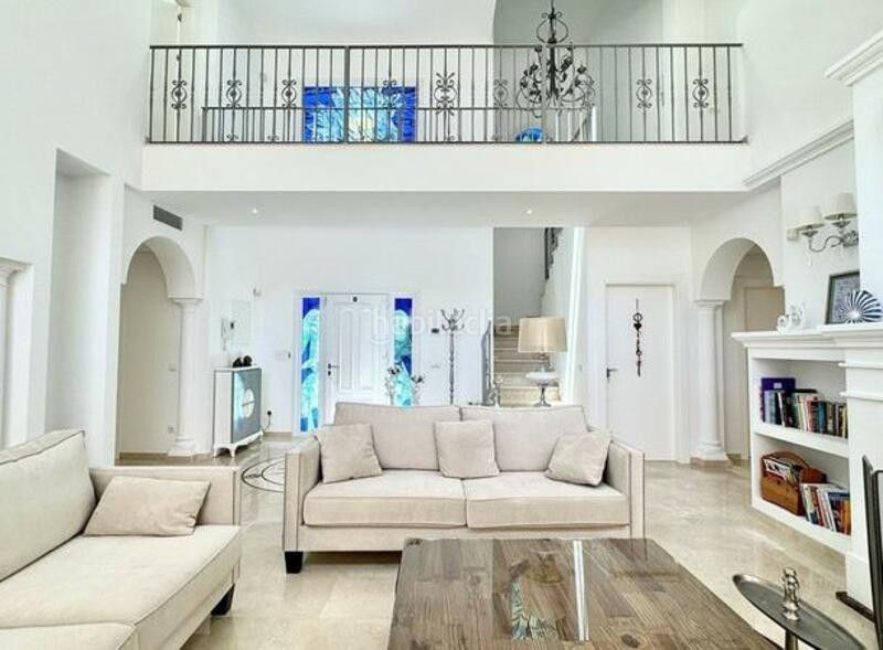Foto 23f5fbd4-2ef1-4d6f-89d6-a62e4d6131e2. Location maison avec chauffage parking piscine dans Marbella