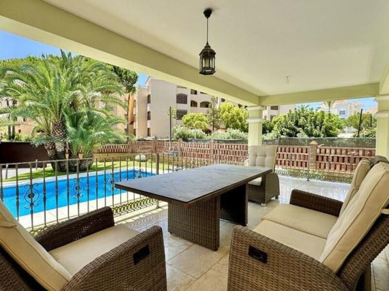Foto de0d5000-1e11-4a32-a807-3750dcf133e9. Location maison avec chauffage parking piscine dans Marbella